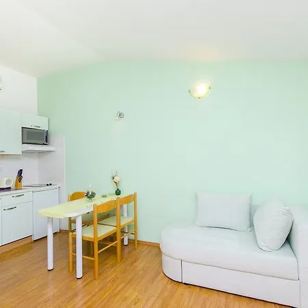 Kunac Podgora (Split-Dalmatia)