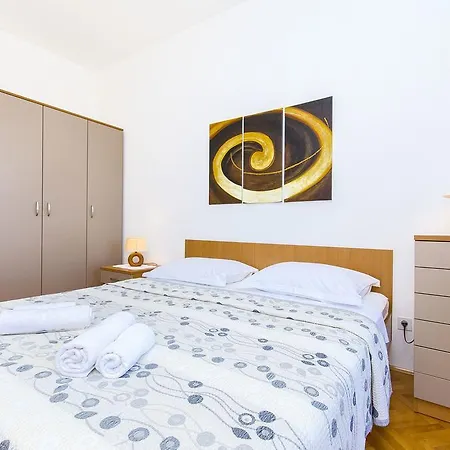 Kunac * Podgora (Split-Dalmatia)