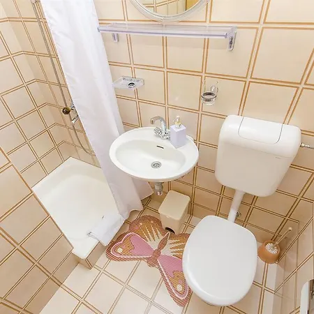 Kunac Apartament Podgora