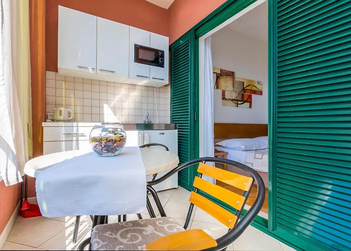 Kunac Podgora (Split-Dalmatia)