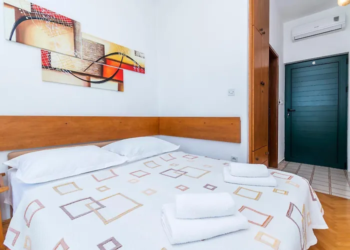 Kunac * Podgora (Split-Dalmatia)