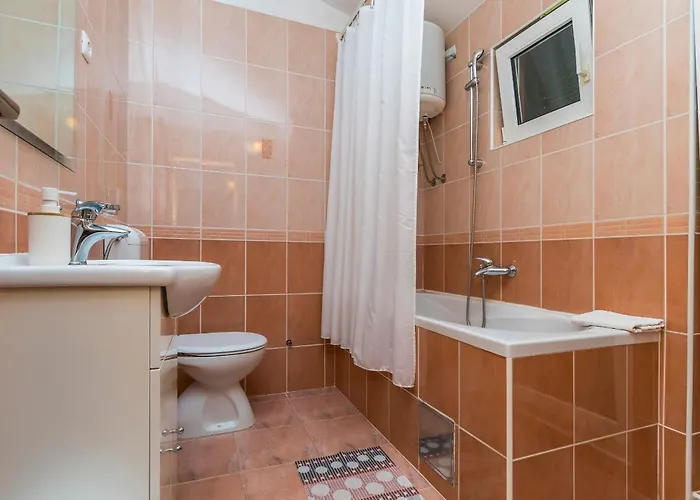 Kunac * Podgora (Split-Dalmatia)